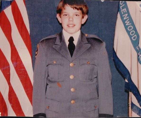 This image has an empty alt attribute; its file name is 1-2.jpg